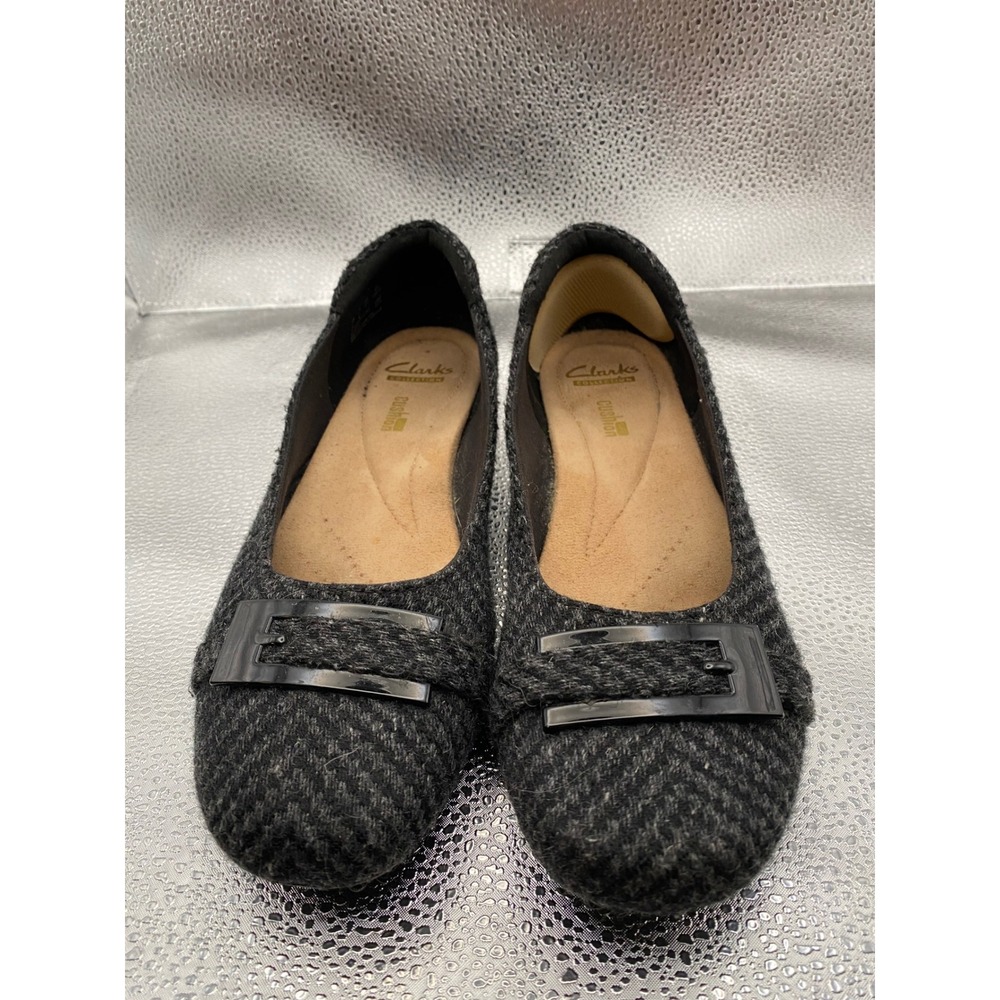 Clarks Collection Cushion Soft Grey Herringbone Tweed Buckle Ballet Flat
Women 7